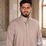 SHIAAR men's beige thobe with pointed collar
